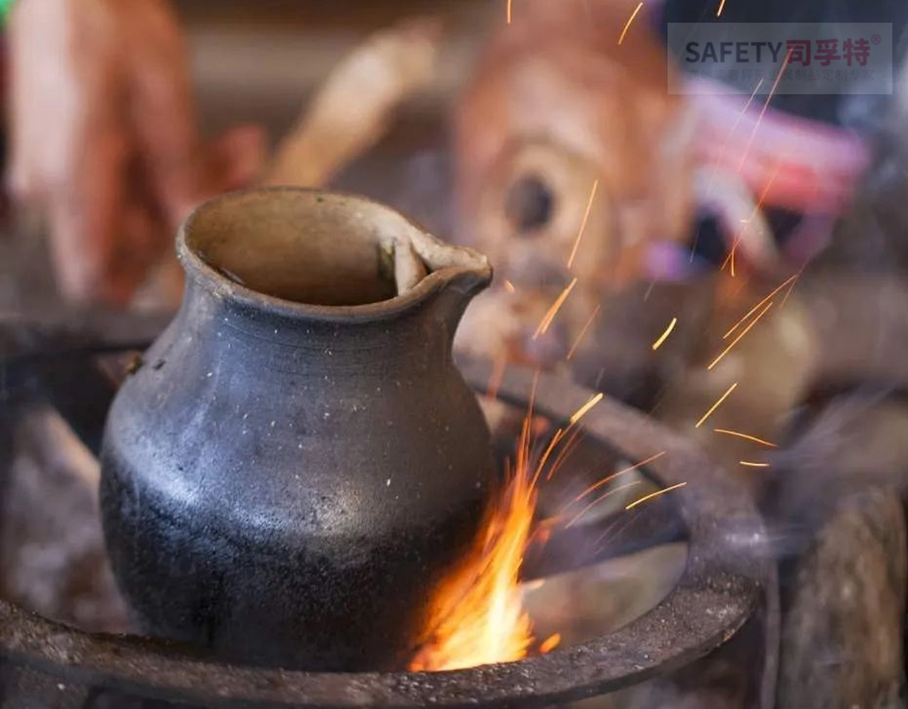 火塘烤茶（圍爐煮茶）文化：人間煙火，歲月靜好 (圖3)