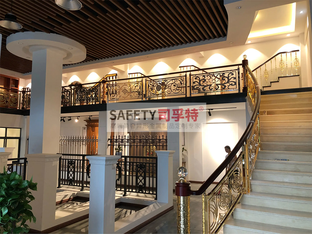 鋁藝鏤空雕花樓梯扶手：造型多樣，工藝成熟，彰顯高端品味(圖6)